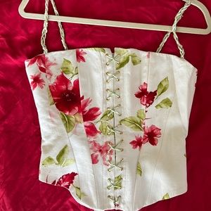 Marie Louis Fitted flowery elegant fitted cotton top